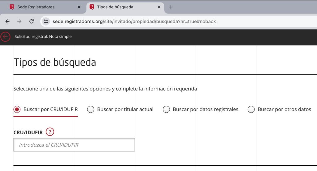 Seleccioneu una de les opcions següents i completeu la informació requerida